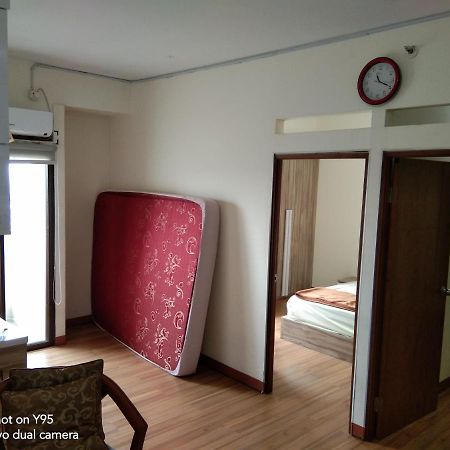 Gateway Cicadas Apartment Бандунг Екстериор снимка