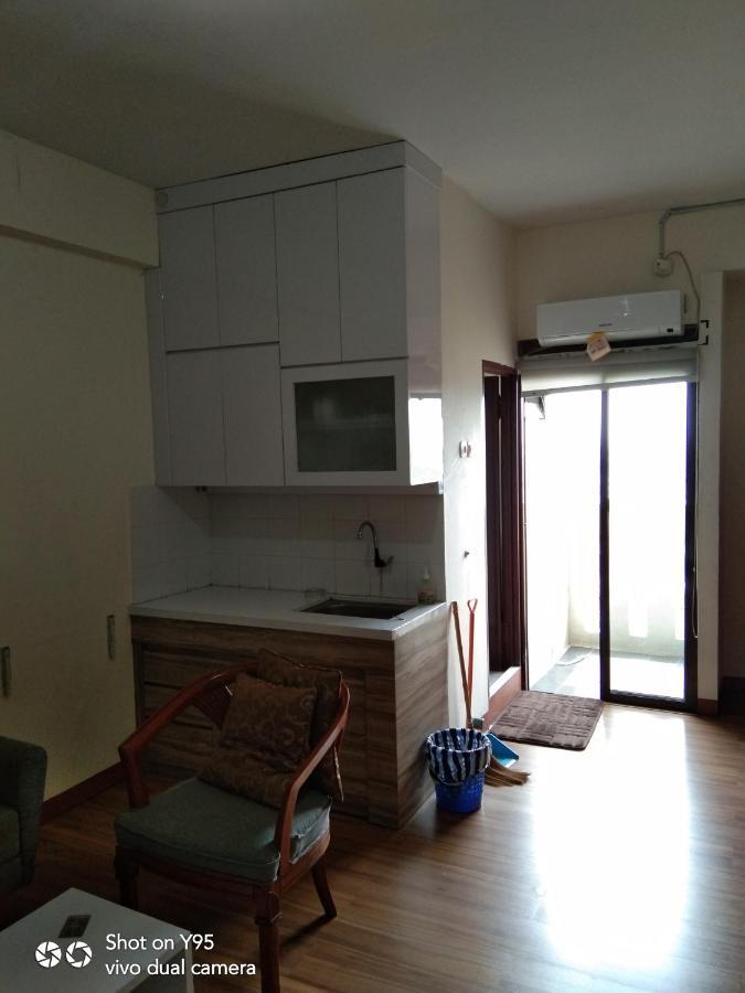 Gateway Cicadas Apartment Бандунг Екстериор снимка